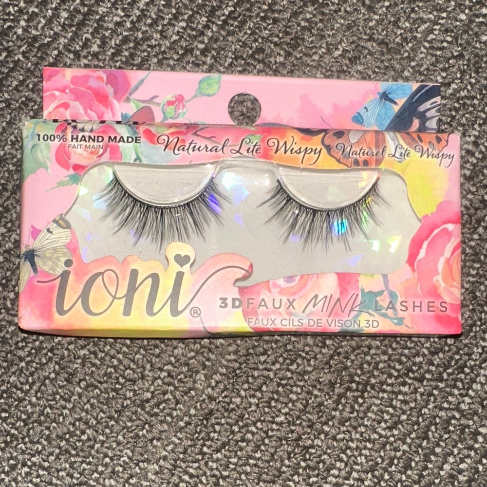 NIB Ioni- Natural Lite Wispy 3D Faux Mink Lashes